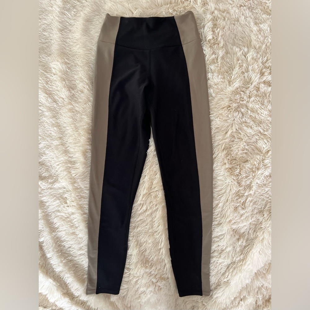 Abercrombie YPB SculptLUX Curve Love 7/8 Legging